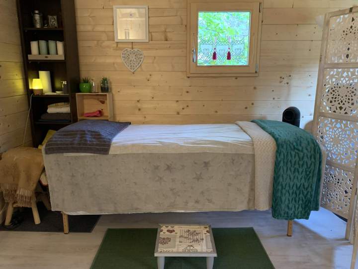 Salle dédiée à la sonothérapie à Bolandoz